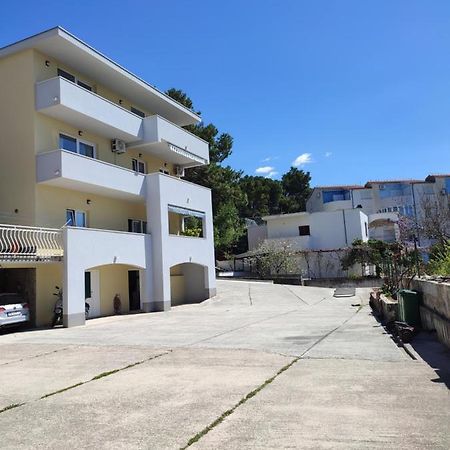 Apartmani Josipa 바스카보다 외부 사진
