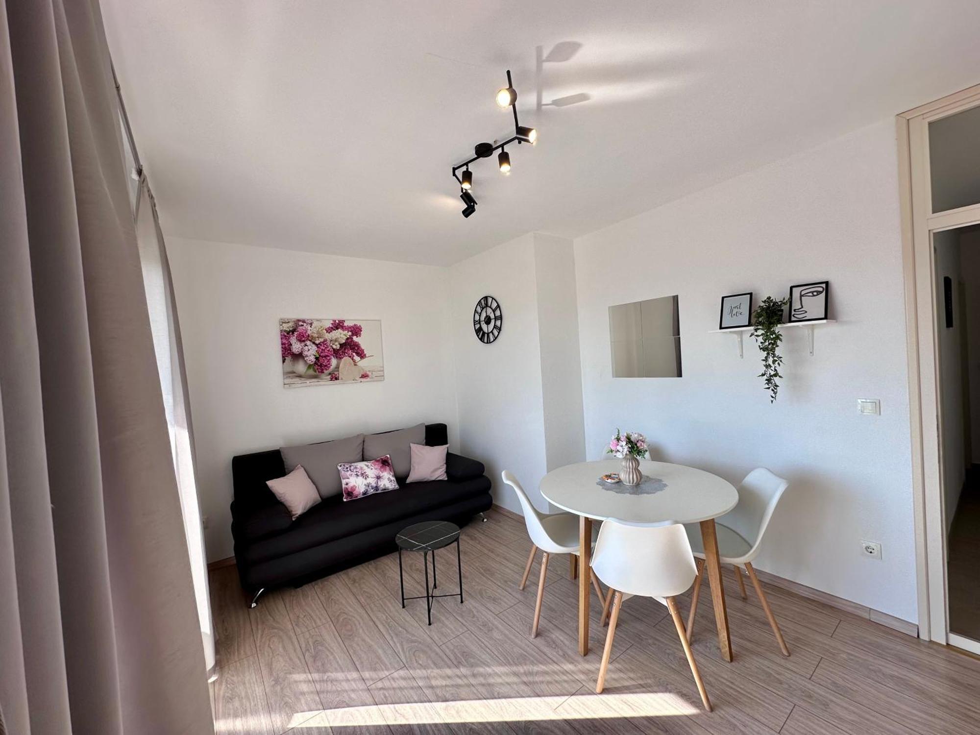 Apartmani Josipa 바스카보다 외부 사진